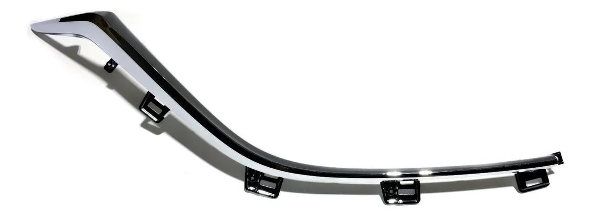 Moldura Cromada Derecha de Máscara Mazda 3 2015-2019