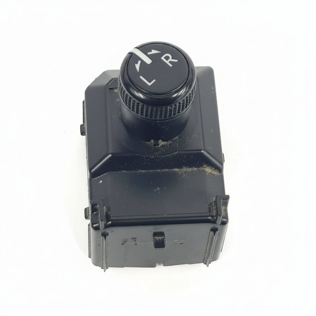 Comando de Espejos Usado Toyota Hilux 2016-2025