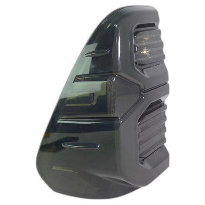 Foco Trasero Izquierdo Smoke Toyota Hilux 2021-2025