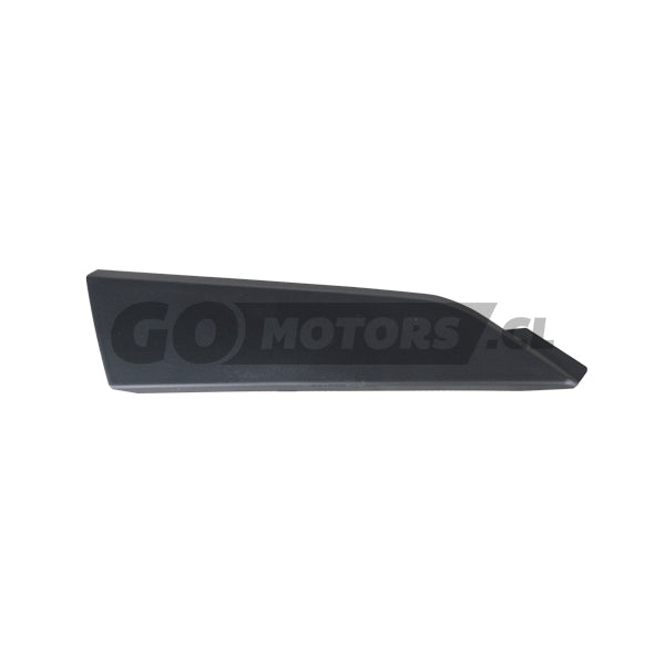 Moldura Izquierda de Parachoque Mitsubishi L200 2019-2024