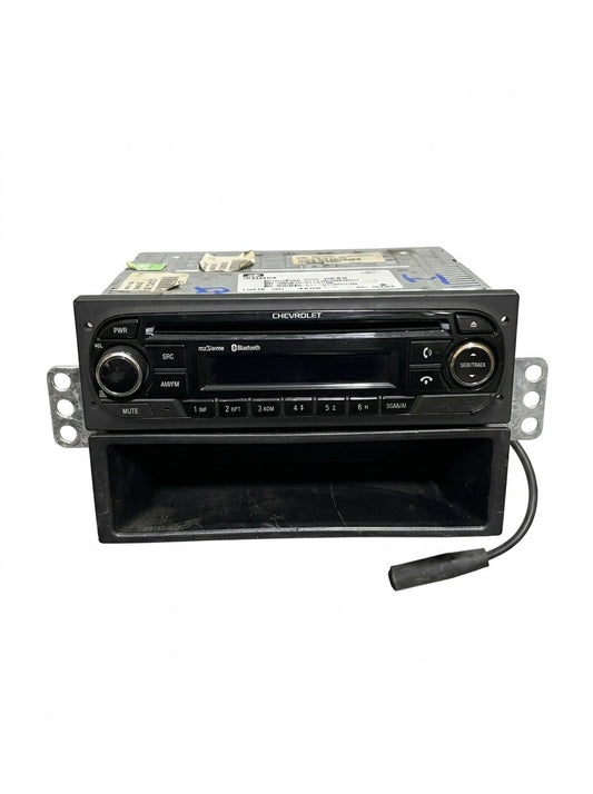 Radio con UBS y Bluetooth Usada Chevrolet Dmax 2015-2017