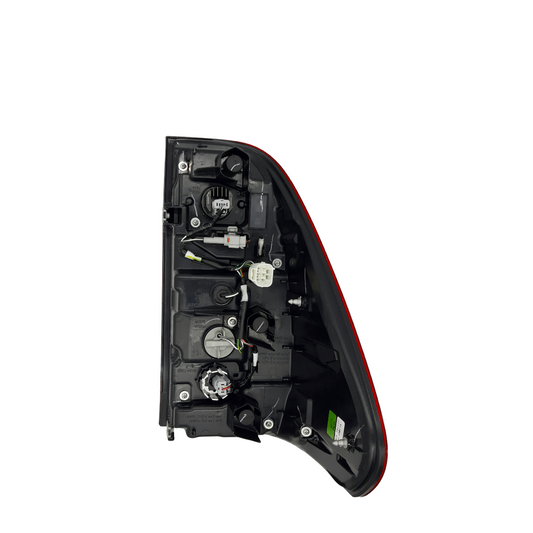 Foco Trasero Go Motors Toyota Hilux 2016-2021 lado derecho