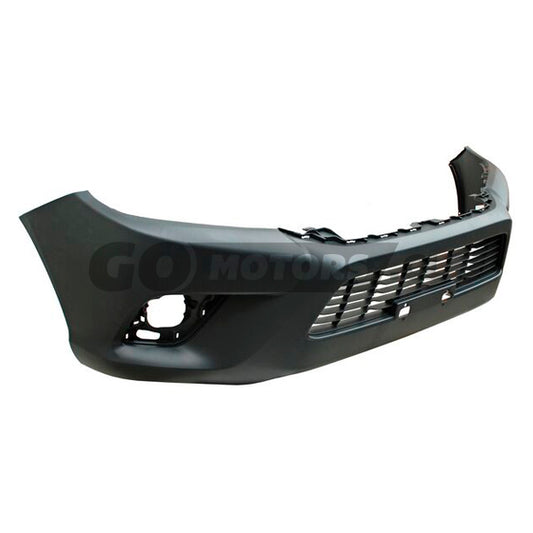 Parachoque Delantero Toyota Hilux negro para protección frontal con diseño robusto de Go Motors